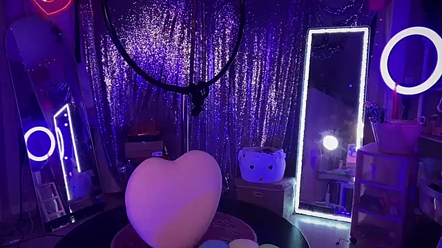 bimbotwerkqueen online show from 20, 9, 2025