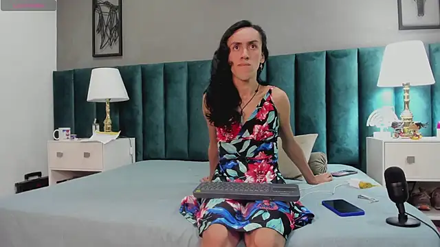 Snapshot of Karol_fenixx chatting on 26, 1, 2025 Karol fenixx online show from 26, 1, 2025