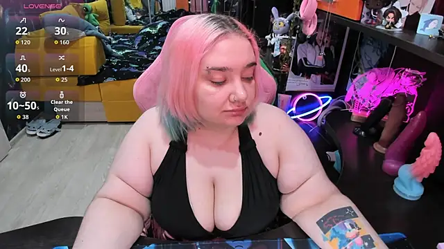 Snapshot of Softie_Sofy chatting on 25, 4, 2026 Softie Sofy online show from 25, 4, 2026