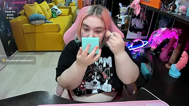 Snapshot of Softie_Sofy chatting on 30, 5, 2026 Softie Sofy online show from 30, 5, 2026