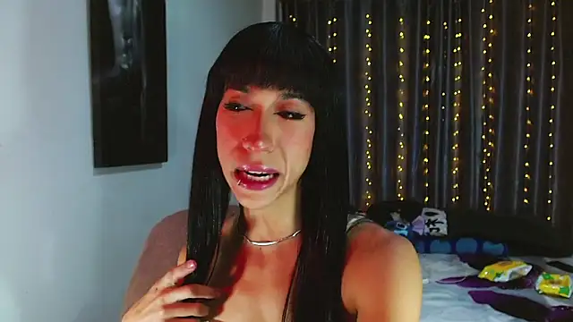 Kenisha Sweet online show from 17, 4, 2026