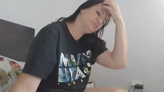 Naughtyredd online show from 23, 7, 2026