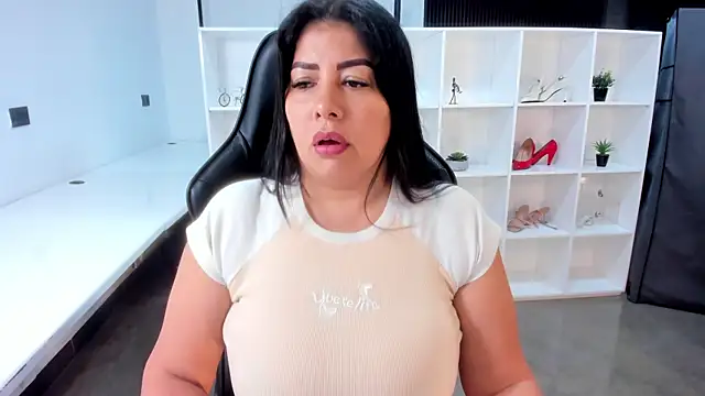 natural bigboobs online show from 31, 3, 2026