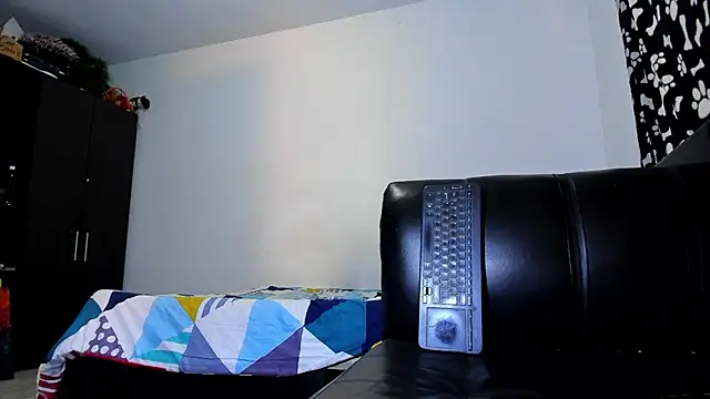 ares sexxx online show from 8, 11, 2025