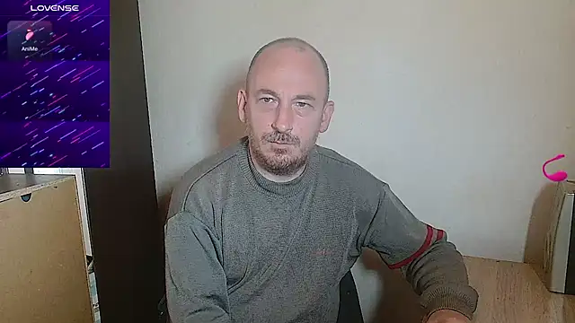 Snapshot of Johan___Barker chatting on 13, 7, 2026 Johan Barker online show from 13, 7, 2026