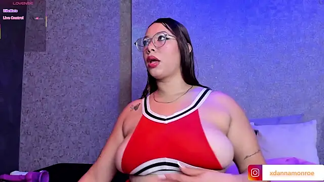 DanniaMonroee online show from 5, 11, 2025