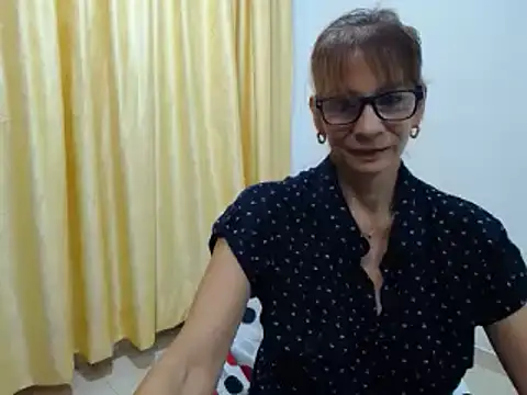 Snapshot of mommysexy16 chatting on 16, 3, 2025 mommysexy16 online show from 16, 3, 2025