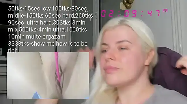 queenofthenighttt online show from 10, 3, 2025