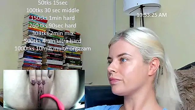 Snapshot of queenofthenighttt chatting on 3, 7, 2026 queenofthenighttt online show from 3, 7, 2026
