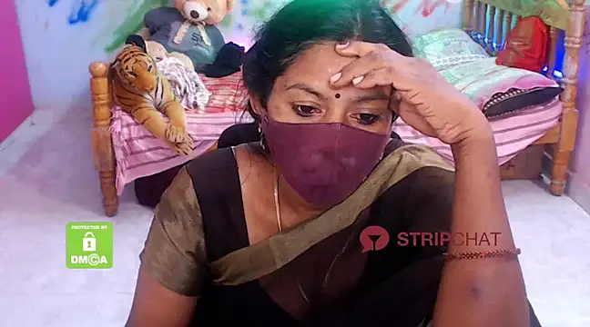 Snapshot of Novapol chatting on 10, 12, 2024 Novapol online show from 10, 12, 2024