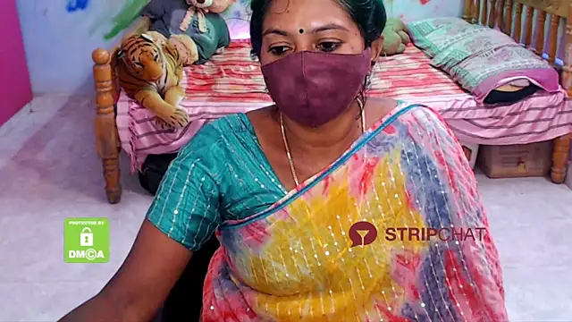 Snapshot of Novapol chatting on 4, 1, 2025 Novapol online show from 4, 1, 2025