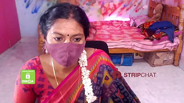 Snapshot of Novapol chatting on 4, 2, 2025 Novapol online show from 4, 2, 2025