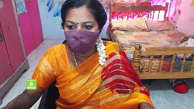 Snapshot of Novapol chatting on 15, 11, 2025 Novapol online show from 15, 11, 2025