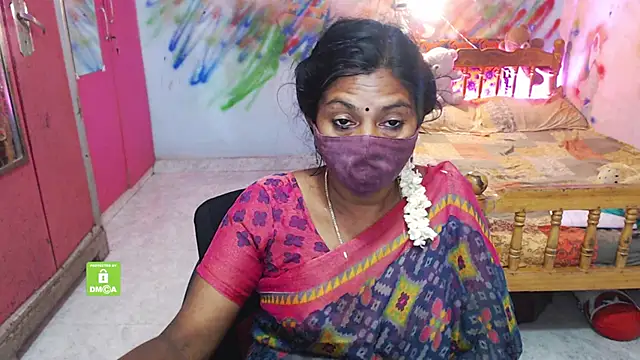 Snapshot of Novapol chatting on 16, 11, 2025 Novapol online show from 16, 11, 2025