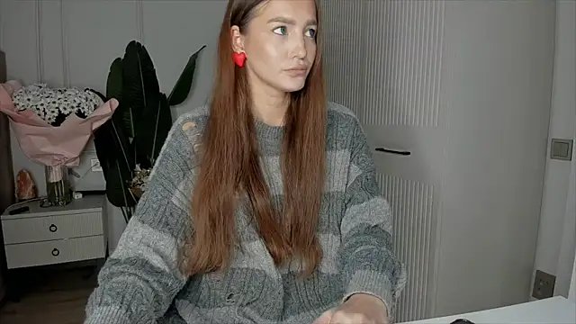 Snapshot of xx_leila chatting on 14, 11, 2025 xx leila online show from 14, 11, 2025