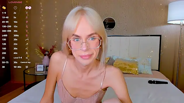 Snapshot of bellatip chatting on 19, 5, 2026 bellatip online show from 19, 5, 2026