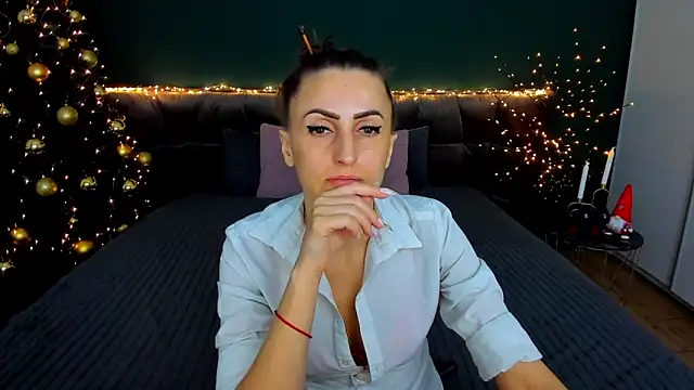 Rebecca Diamond online show from 16, 12, 2025