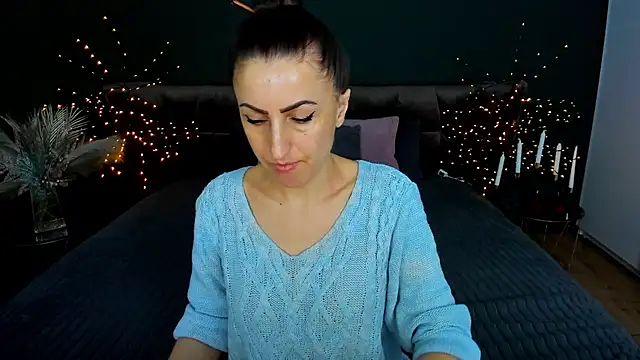 Rebecca Diamond online show from 16, 2, 2026