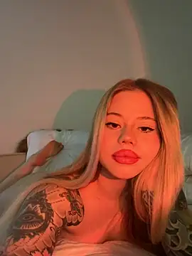 curchez  online show from 7, 3, 2025