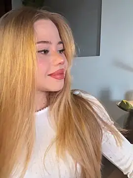 curchez  online show from 2, 4, 2026