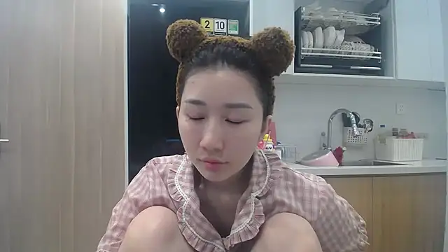 Snapshot of Asiagirll chatting on 15, 6, 2026 Asiagirll online show from 15, 6, 2026