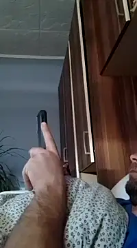 Snapshot of Rolandxxxr chatting on 19, 2, 2025 Rolandxxxr online show from 19, 2, 2025