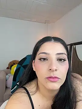 YummyAnna  online show from 7, 11, 2025