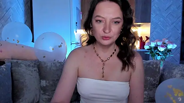 EvaBarsa  online show from 8, 7, 2026