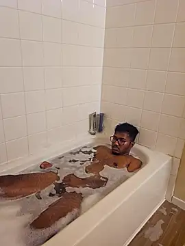 dulcetnukem online show from 3, 2, 2026