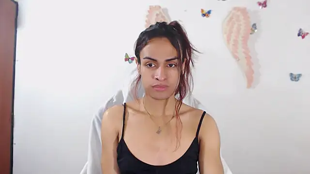 Snapshot of angie_tssex chatting on 6, 3, 2025 angie tssex online show from 6, 3, 2025