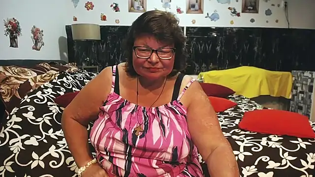 SweetMommaX online show from 31, 3, 2026