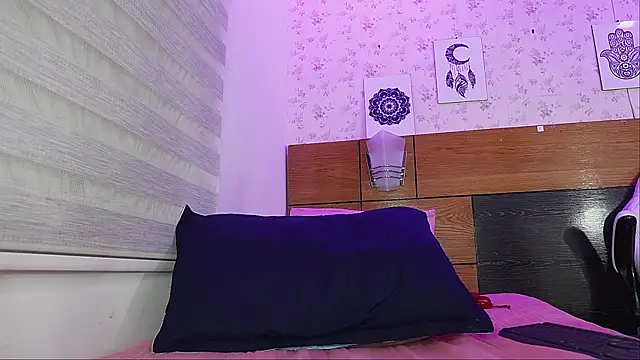 Snapshot of mssburbuja chatting on 6, 3, 2025 mssburbuja online show from 6, 3, 2025