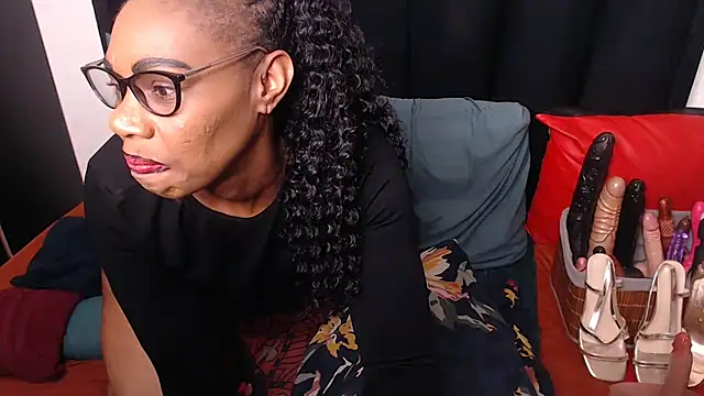 sexybootylicious online show from 10, 9, 2025