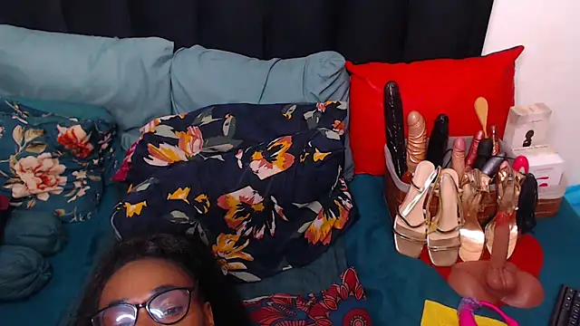 sexybootylicious online show from 12, 10, 2025