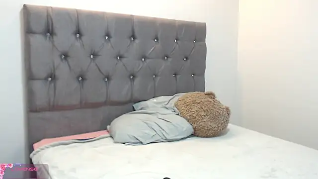 Maya Lewis online show from 12, 12, 2024