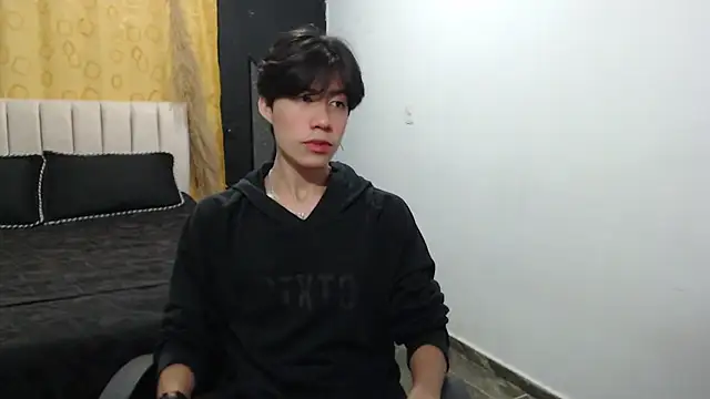 Snapshot of Elio-cam chatting on 12, 12, 2024 Elio-cam online show from 12, 12, 2024