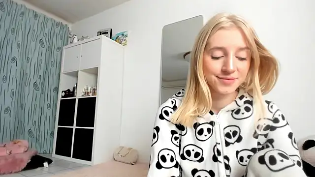 KenzieDawton online show from 27, 10, 2025