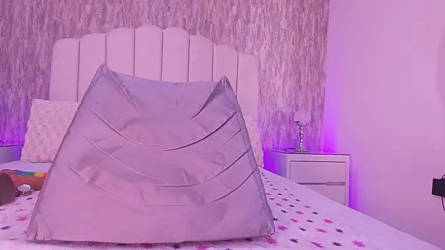 raven lilith  online show from 1, 4, 2026