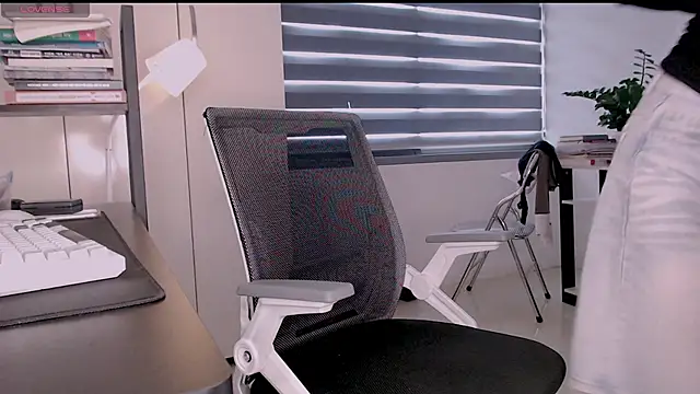 Snapshot of Shyn__ chatting on 25, 2, 2026 Shyn online show from 25, 2, 2026