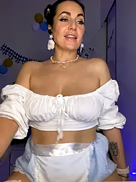 Snapshot of ImperialRice chatting on 2, 10, 2025 ImperialRice online show from 2, 10, 2025