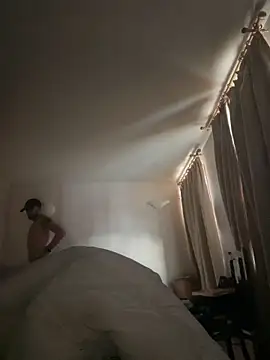 Snapshot of shehandme chatting on 8, 2, 2026 shehandme online show from 8, 2, 2026