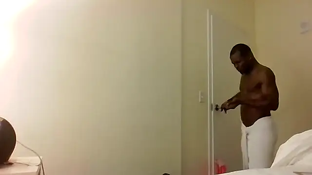 Maculine Stayr online show from 24, 4, 2026