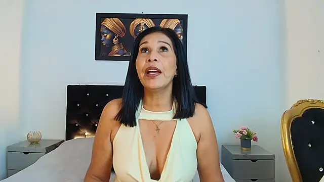 Shanon mature online show from 15, 7, 2026