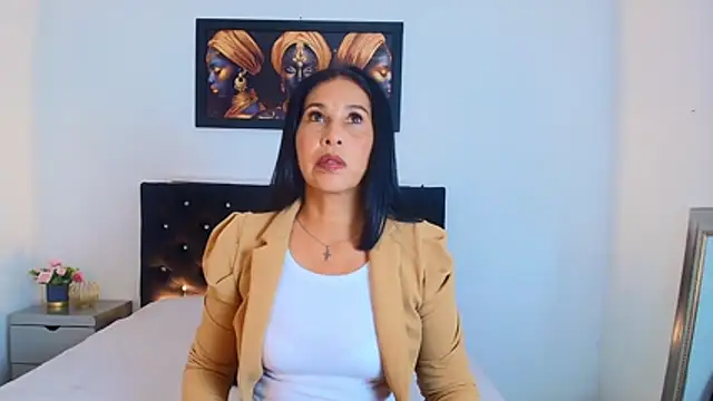 Shanon mature online show from 16, 7, 2026