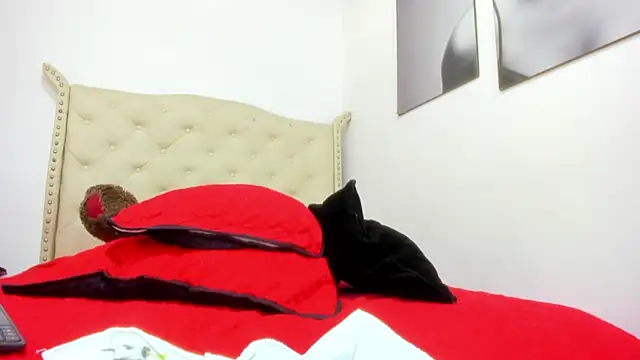 izzy cum online show from 11, 1, 2025