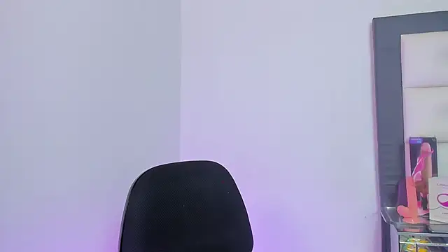 SammyGirlTS online show from 12, 2, 2025