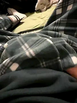 Snapshot of Andrei_992 chatting on 12, 11, 2025 Andrei 992 online show from 12, 11, 2025