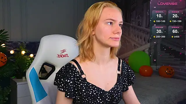 Ramona    online show from 25, 10, 2025