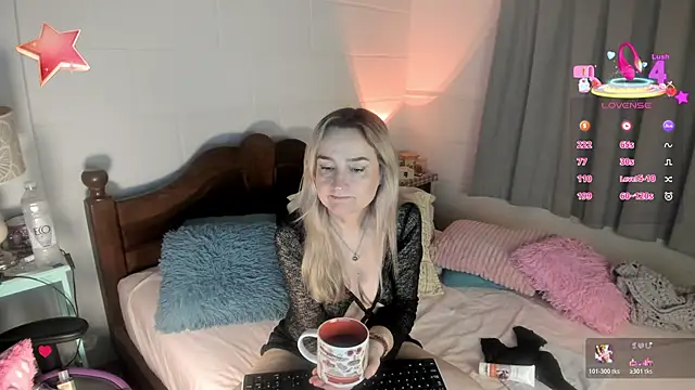 Snapshot of 1Sweetnina chatting on 30, 6, 2026 1Sweetnina online show from 30, 6, 2026