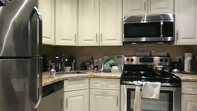 BigGuyMuscle online show from 23, 11, 2025